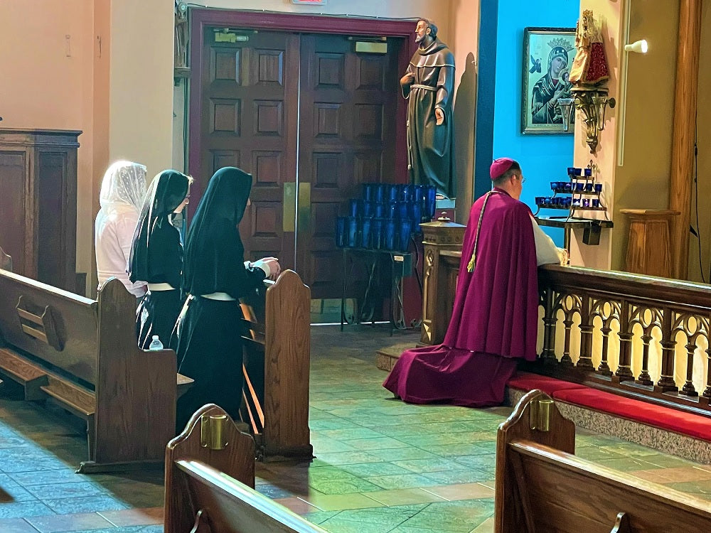 Support Oblates of the Holy Face